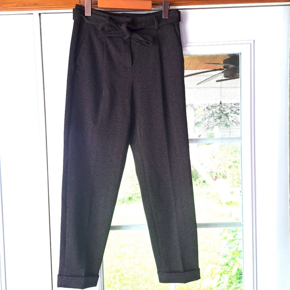 Carrot trousers with waistband and Rw&co pockets